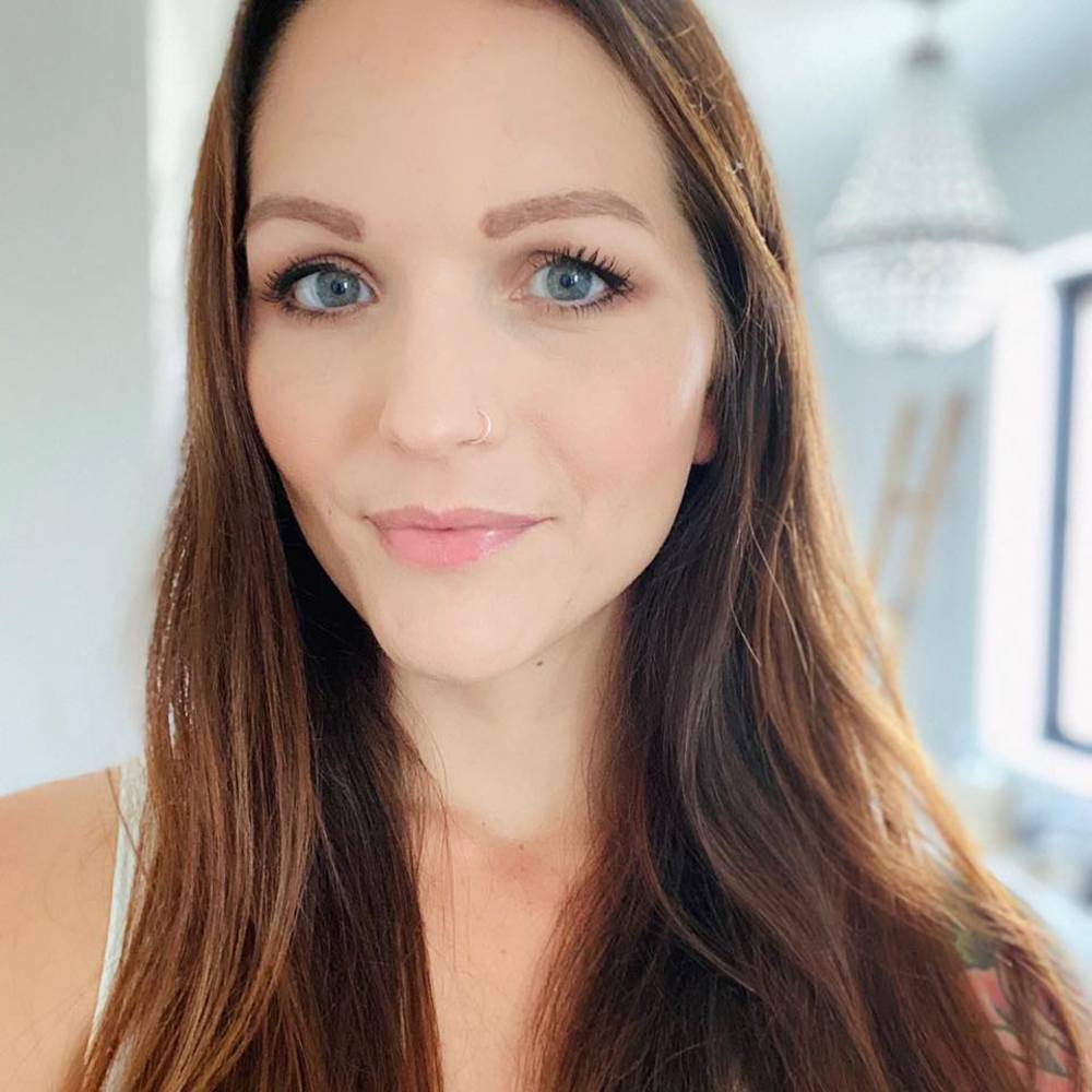 Meet your Posher, Brooke